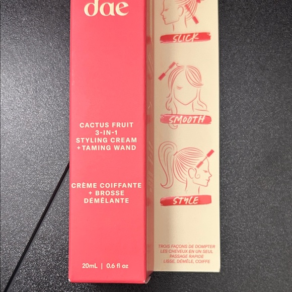 Dae Cactus Fruit Styling Cream + Taming Wand - - Picture 2 of 3